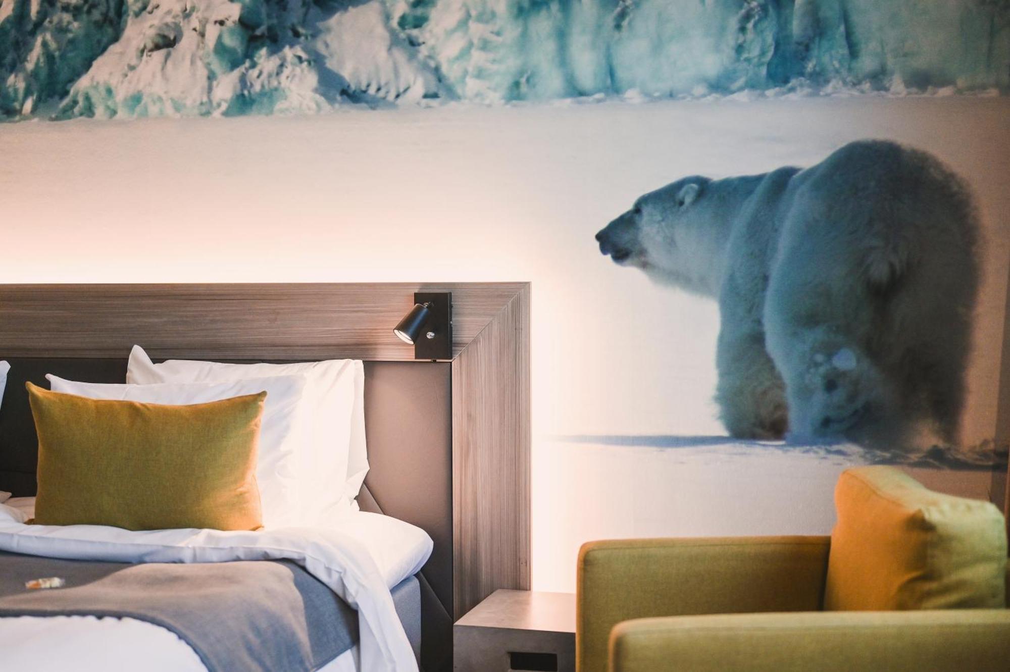 Svalbard Hotell | Polfareren Longyearbyen Ngoại thất bức ảnh